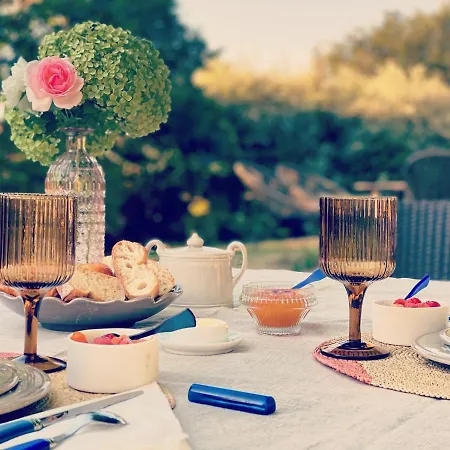 Le Clos De Benedicte فندق مبيت وإفطار 4*