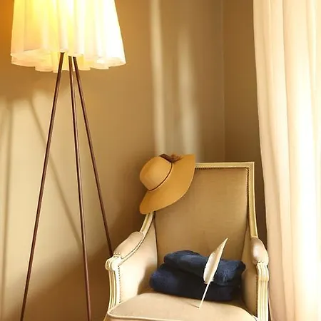 Le Clos De Benedicte فندق مبيت وإفطار 4*